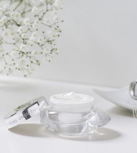 Thalgo Brightening Cream - krem odmładzający i wyrównujący nierównomierny koloryt  skóry